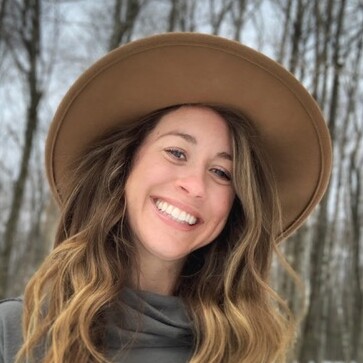 Julia Birnn Fields