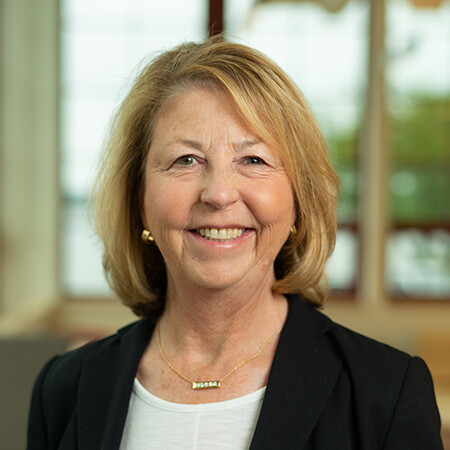 Leslee MacKenzie