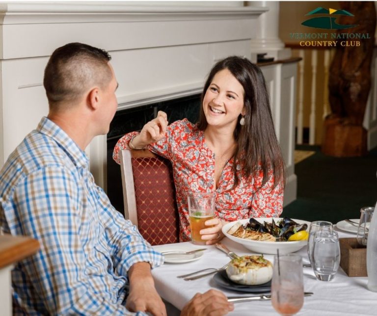 couple eating at Vermont National Country Club
